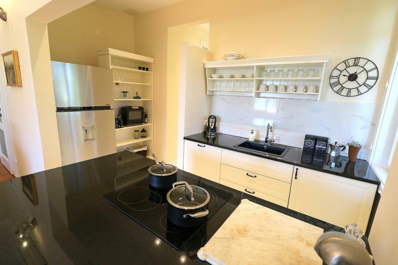 ספליט Apartment Miramare On The Beach מראה חיצוני תמונה