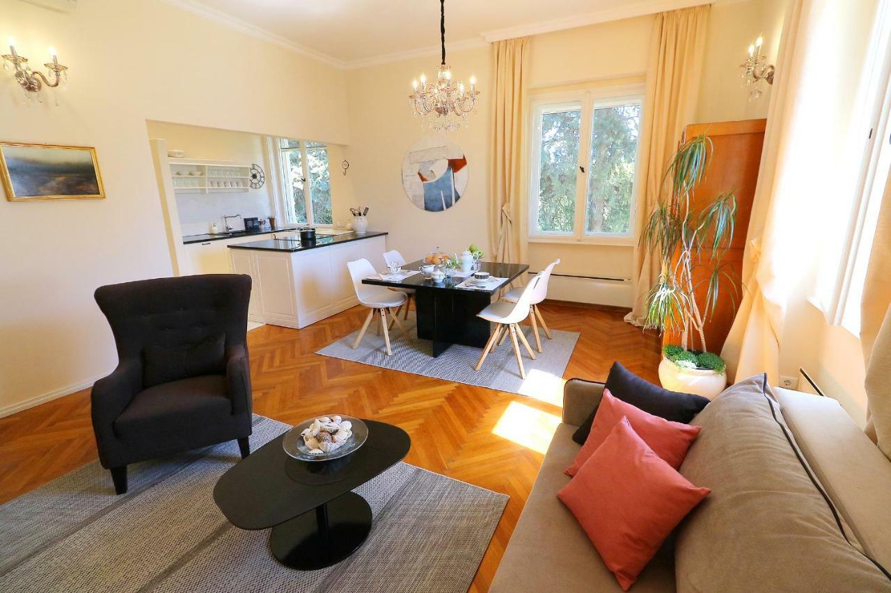 ספליט Apartment Miramare On The Beach מראה חיצוני תמונה
